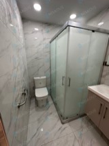 Gümüş profilli buzlu camlı köşe duşakabin