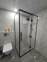Siyah ince profilli köşe duşakabin, siyah duş seti