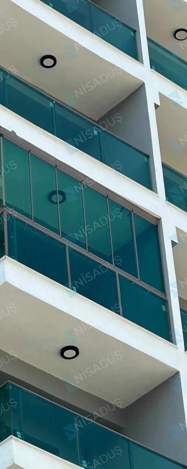 Gold seri katlanır cam balkon, site cephesi uygulaması, Mersin