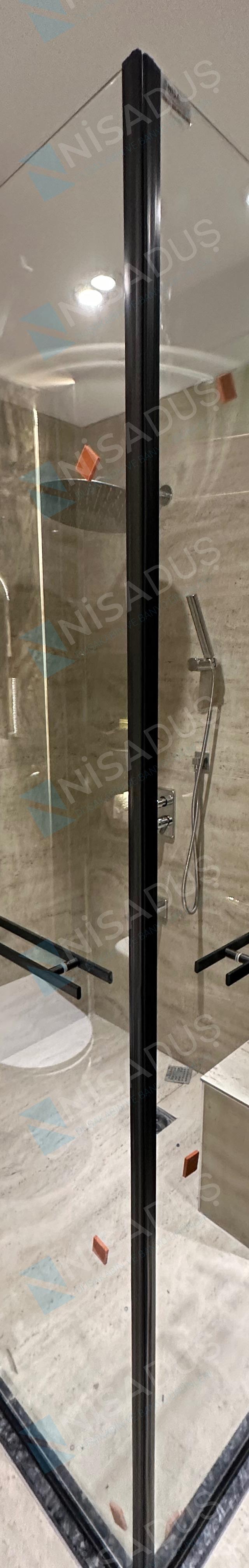 Florya Park Sitesi banyo tadilatı, profilsiz menteşeli duşakabin, Mersin