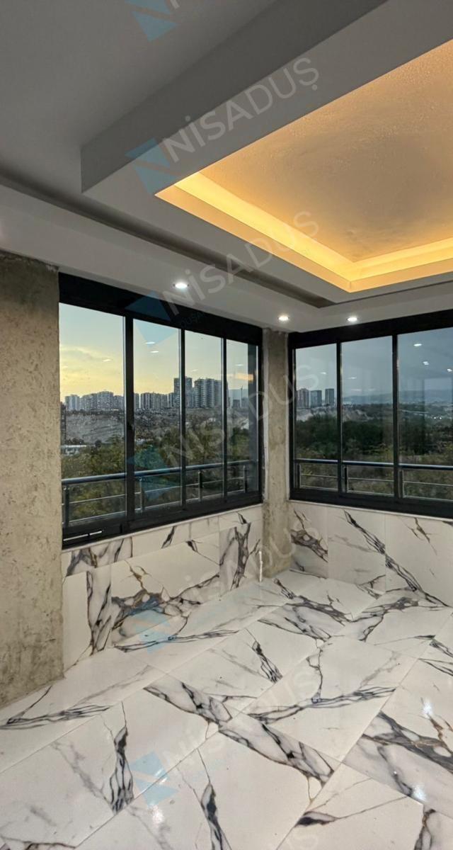 Isıcamlı katlanır sistem cam balkon uygulaması, iç görünüm, Mersin